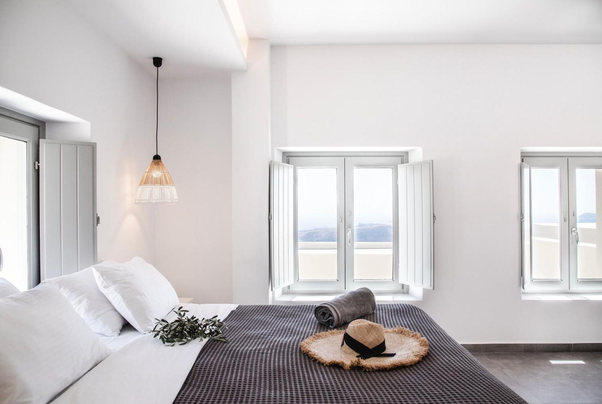 Caldera Cliff Illusion Aparthotel Fira  Bagian luar foto