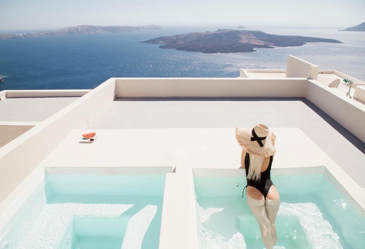 Caldera Cliff Illusion Aparthotel Fira  Bagian luar foto