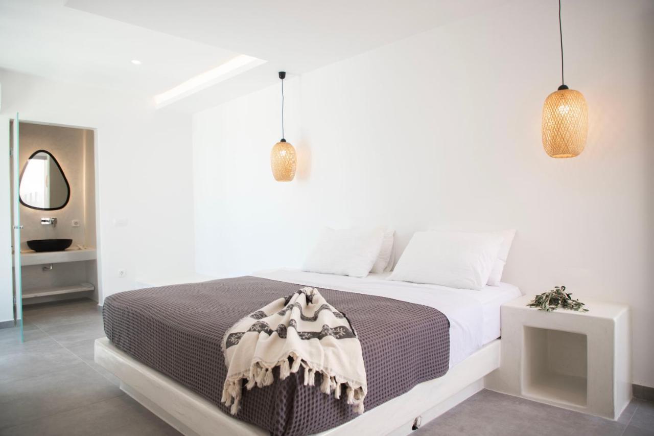 Caldera Cliff Illusion Aparthotel Fira  Bagian luar foto