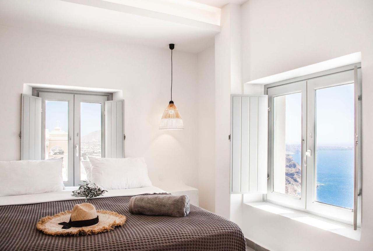 Caldera Cliff Illusion Aparthotel Fira  Bagian luar foto