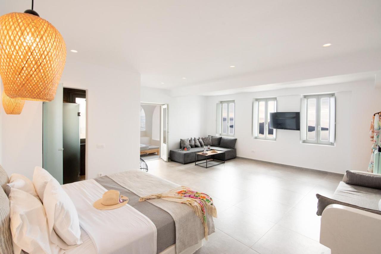Caldera Cliff Illusion Aparthotel Fira  Bagian luar foto
