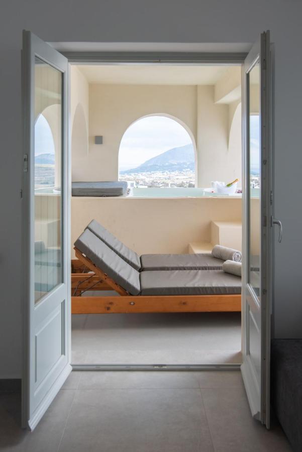 Caldera Cliff Illusion Aparthotel Fira  Bagian luar foto